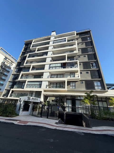Fachada do Brava Garden Residence na Praia Brava
