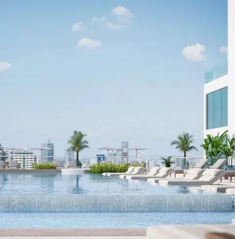 Piscina externa do Horizon Residence